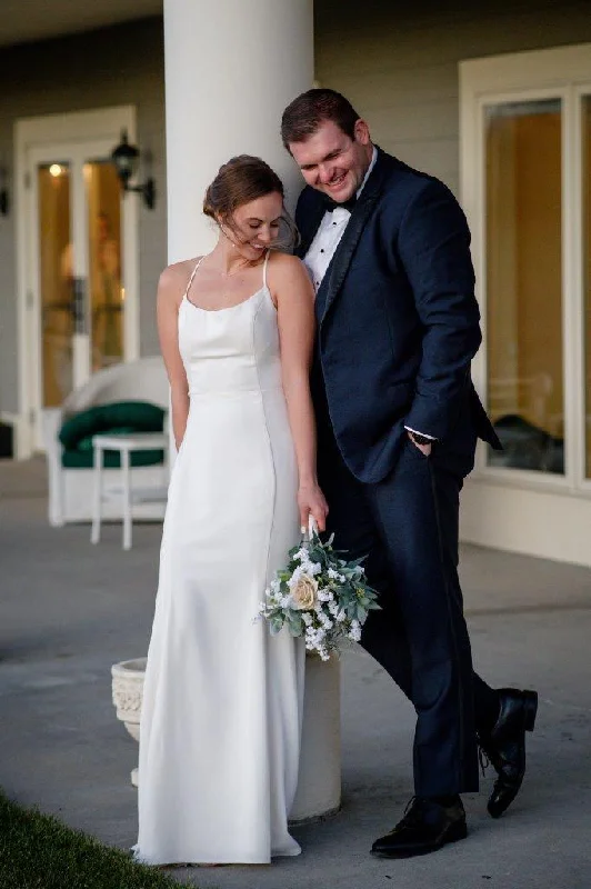 Satin Wedding Dresses with Embroidered Bodice and Tulle Skirt for a Timeless LookAmsale Dimanche Satin Wedding Dresses with Embroidered Bodice and Tulle Skirt for a Timeless LookAmsale Dimanche