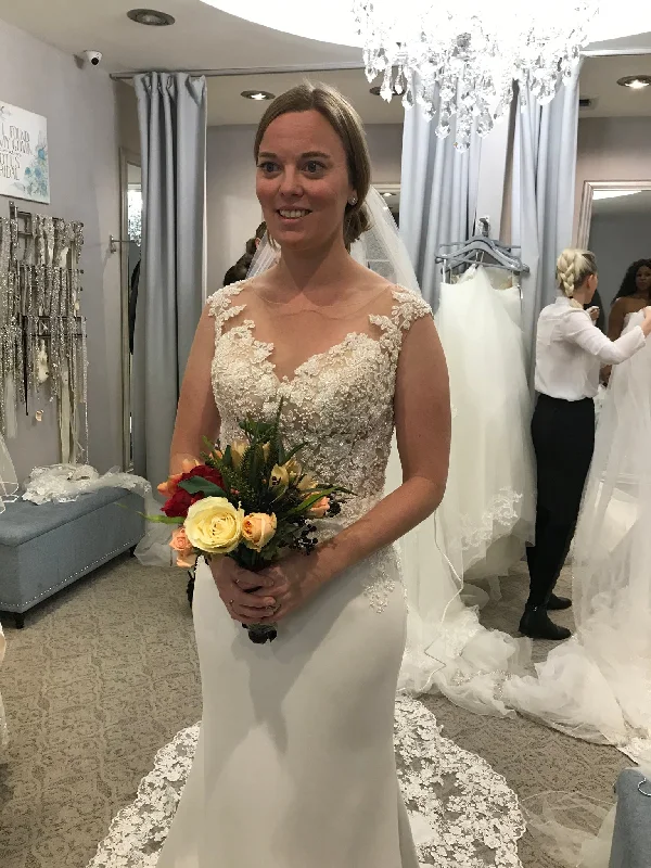 Wedding Dresses with Tulle Overlay and Beaded Bodice and High Low Hem and Embroidered Birds for a Dramatic and Graceful LookDemetrios 838 Wedding Dresses with Tulle Overlay and Beaded Bodice and High Low Hem and Embroidered Birds for a Dramatic and Graceful LookDemetrios 838