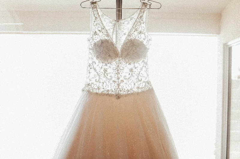 Ombre Wedding Dresses with Gradient Colors for a Stunning Visual ImpactFiore Couture Claire 119 Ombre Wedding Dresses with Gradient Colors for a Stunning Visual ImpactFiore Couture Claire 119