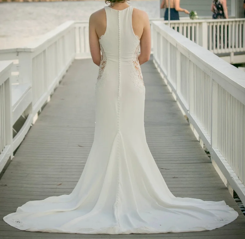 Empire Waist Wedding Dresses with Satin Ribbon for a Flattering FitJustin Alexander 88040 Empire Waist Wedding Dresses with Satin Ribbon for a Flattering FitJustin Alexander 88040
