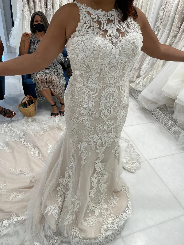 Bohemian Style Lace Wedding Dresses with Bell Sleeves for Outdoor WeddingsMaggie Sottero Kendall 8MC749
