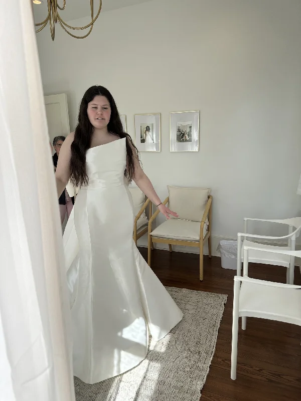 Wedding Dresses with Sheer Panels and Beaded Trim and Embroidered Paisley Patterns and Ruffled Hem and Belt and Embroidered Floral Patterns for a Sultry and Exotic LookPronovias Day Wedding Dresses with Sheer Panels and Beaded Trim and Embroidered Paisley Patterns and Ruffled Hem and Belt and Embroidered Floral Patterns for a Sultry and Exotic LookPronovias Day