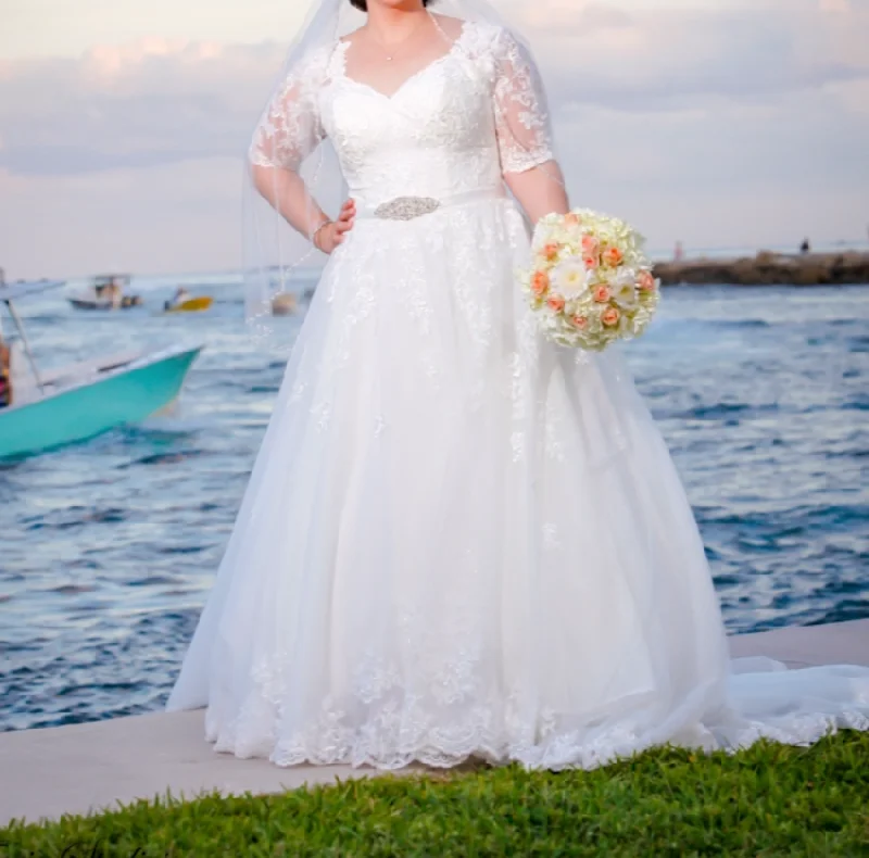 Wedding Dresses with Puff Sleeves and A Line Skirt for a Retro CharmStella York 6563 Wedding Dresses with Puff Sleeves and A Line Skirt for a Retro CharmStella York 6563