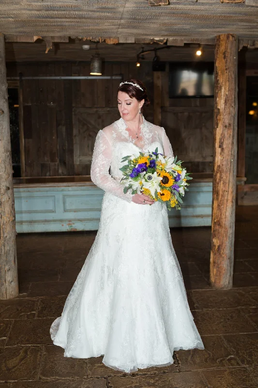 Wrap Style Wedding Dresses with Belt for a Comfortable and Stylish OptionWtoo Christy Wrap Style Wedding Dresses with Belt for a Comfortable and Stylish OptionWtoo Christy