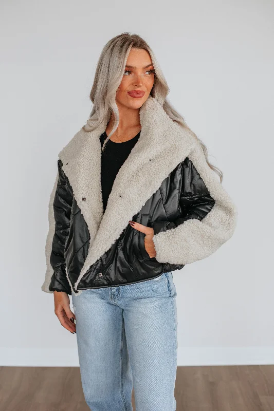 Corduroy jackets with a sherpa lining for added warmthTexie Sherpa Jacket