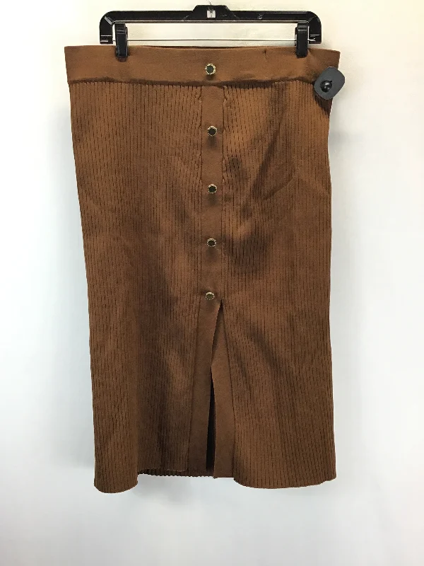 Maxi skirts in a sustainable fabric optionSkirt Maxi By Marc New York  Size: L