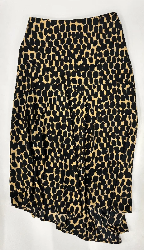 A-line skirts with pockets for practicalitySkirt Maxi By Who What Wear  Size: 4