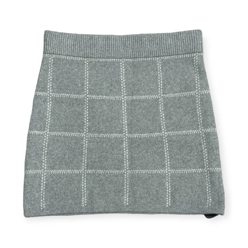 Long skirts with a handkerchief hemSkirt Midi By A New Day  Size: L