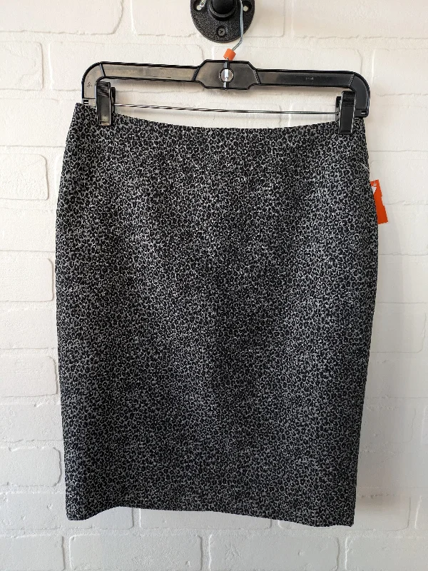 Maxi skirts with an empire waistSkirt Midi By Ann Taylor  Size: 2