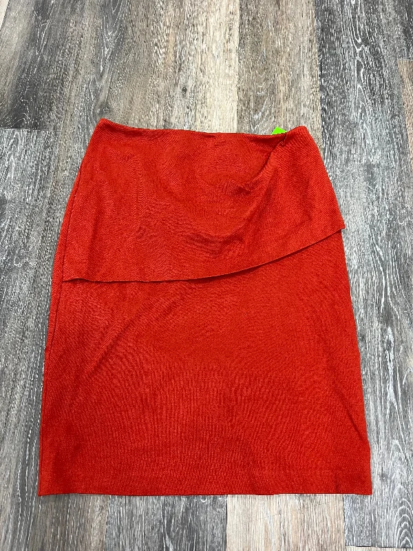Printed chiffon skirts for a romantic lookSkirt Midi By Cabi  Size: 6