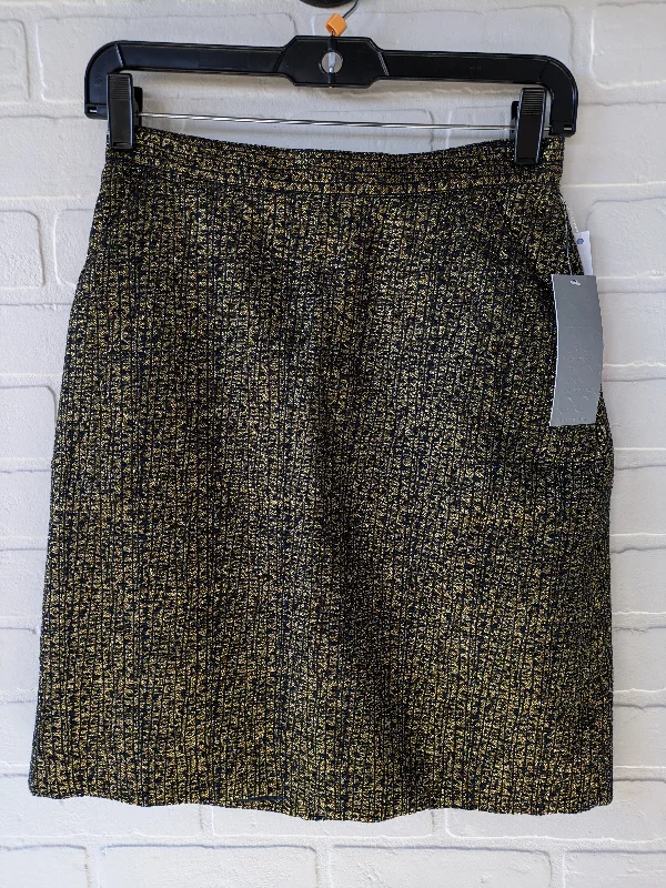 Long skirts with a handkerchief hemSkirt Midi By Cmc  Size: 4