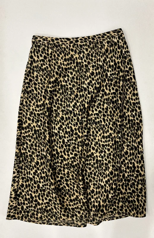 Tiered skirts for a fun and feminine silhouetteSkirt Midi By J Crew  Size: Xs