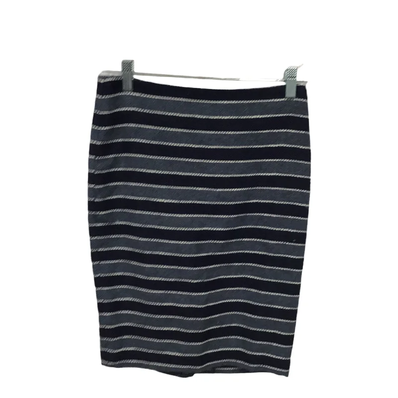 Denim skirts with a flapped pocketSkirt Midi By Loft  Size: 0