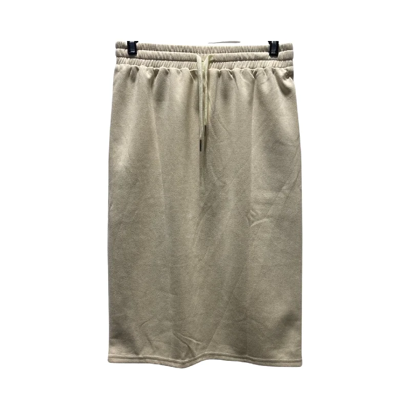 Tiered midi skirts with a modern twistSkirt Midi By Shein  Size: S