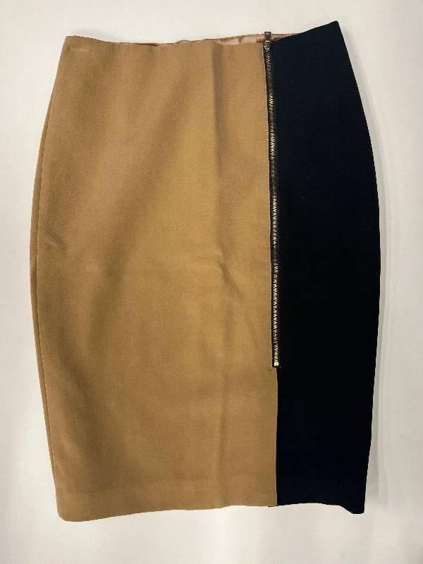 Ruffled mini skirts in a polka dot patternSkirt Mini & Short By Ann Taylor  Size: 0
