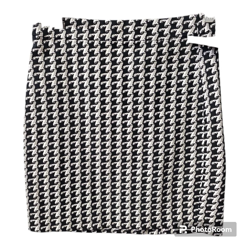 Maxi skirts in lightweight linen for summerSkirt Mini & Short By Banana Republic O Size: 0 Maxi skirts in lightweight linen for summerSkirt Mini & Short By Banana Republic O Size: 0