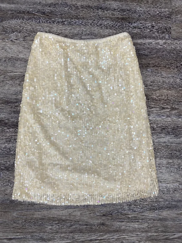 Leather look skirts in a budget-friendly optionSkirt Mini & Short By Bloomingdales Size: 10 Leather look skirts in a budget-friendly optionSkirt Mini & Short By Bloomingdales Size: 10