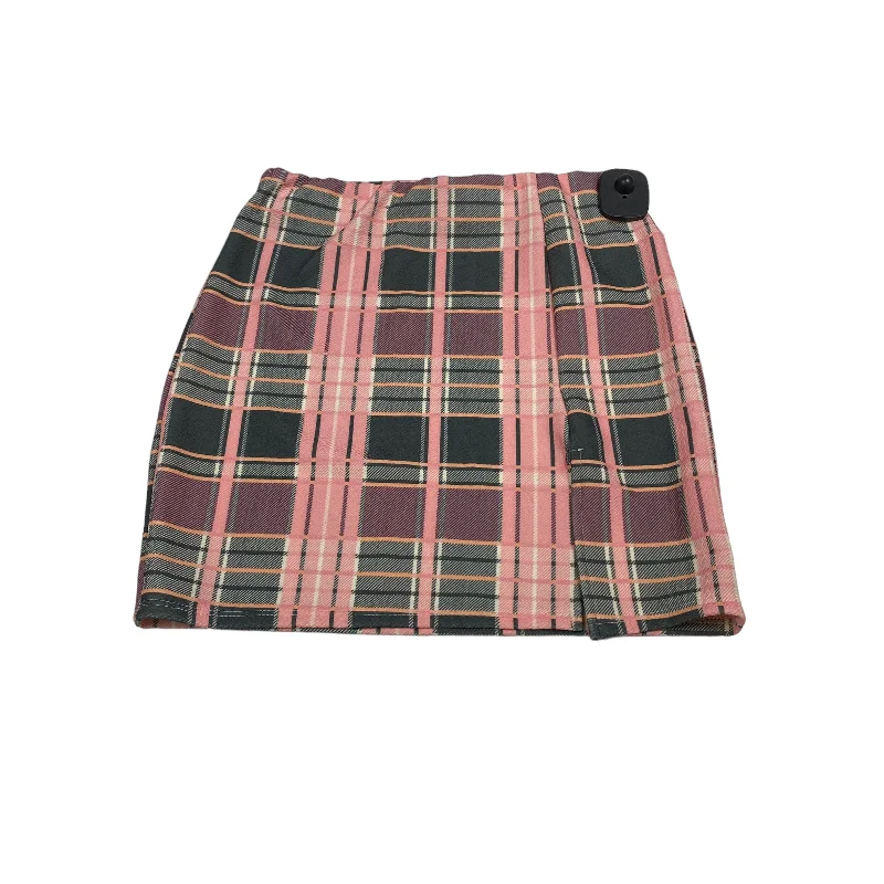 Printed organza skirts for a dreamy lookSkirt Mini & Short By Fashion Nova  Size: S
