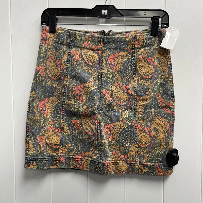 Skirts with a hidden side pocketSkirt Mini & Short By Free People  Size: 6
