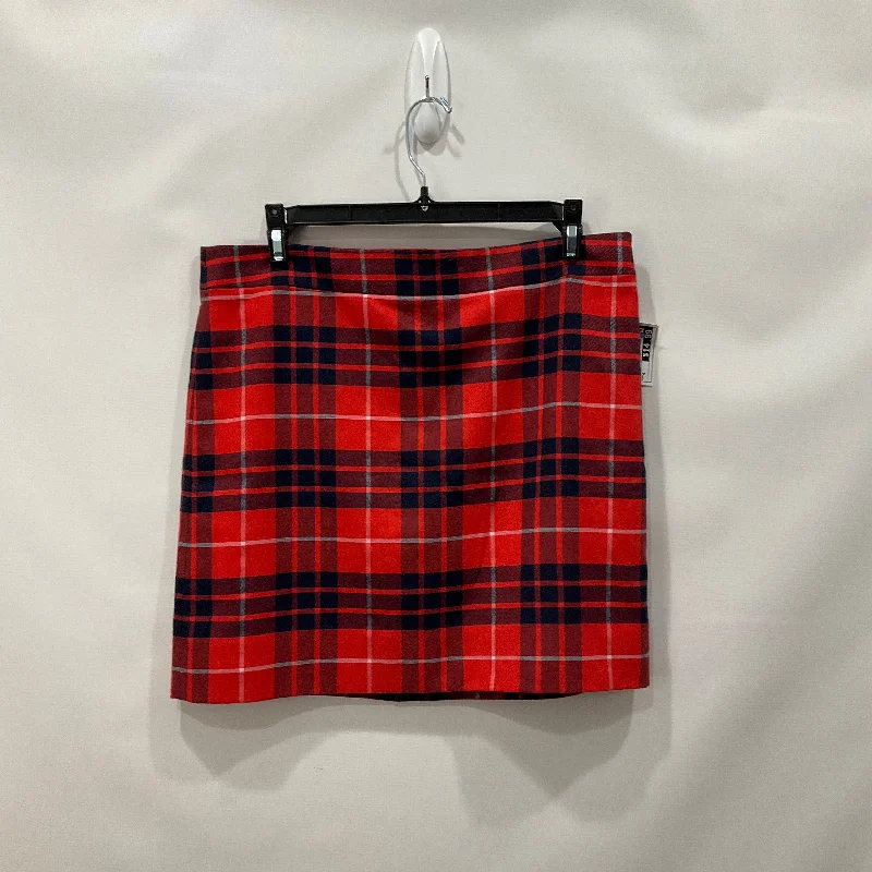 Maxi skirts in a viscose blend for comfortSkirt Mini & Short By J Crew  Size: 6