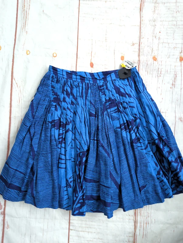A-line tennis skirts for sporty womenSkirt Mini & Short By J Crew  Size: 6