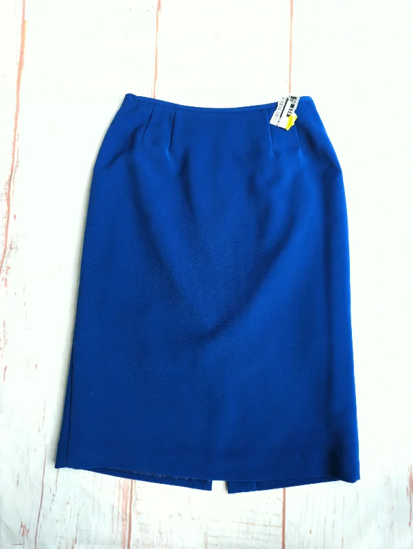 Leather look skirts in a budget-friendly optionSkirt Mini & Short By Le Suit Size: 6 Leather look skirts in a budget-friendly optionSkirt Mini & Short By Le Suit Size: 6