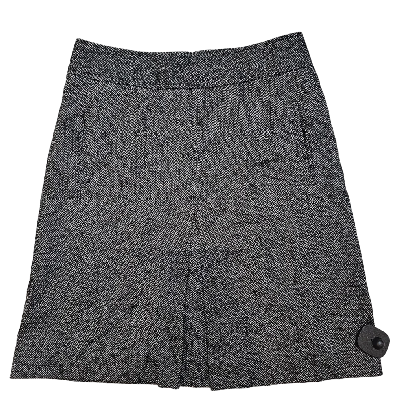 Skirts with a side button closureSkirt Mini & Short By Loft  Size: 4