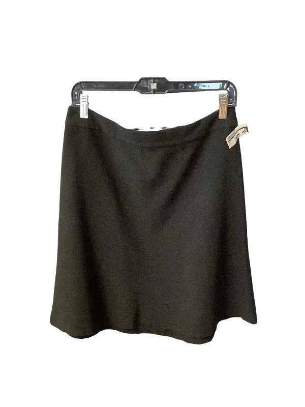 High waisted circle skirts for a retro charmSkirt Mini & Short By Loft  Size: 6