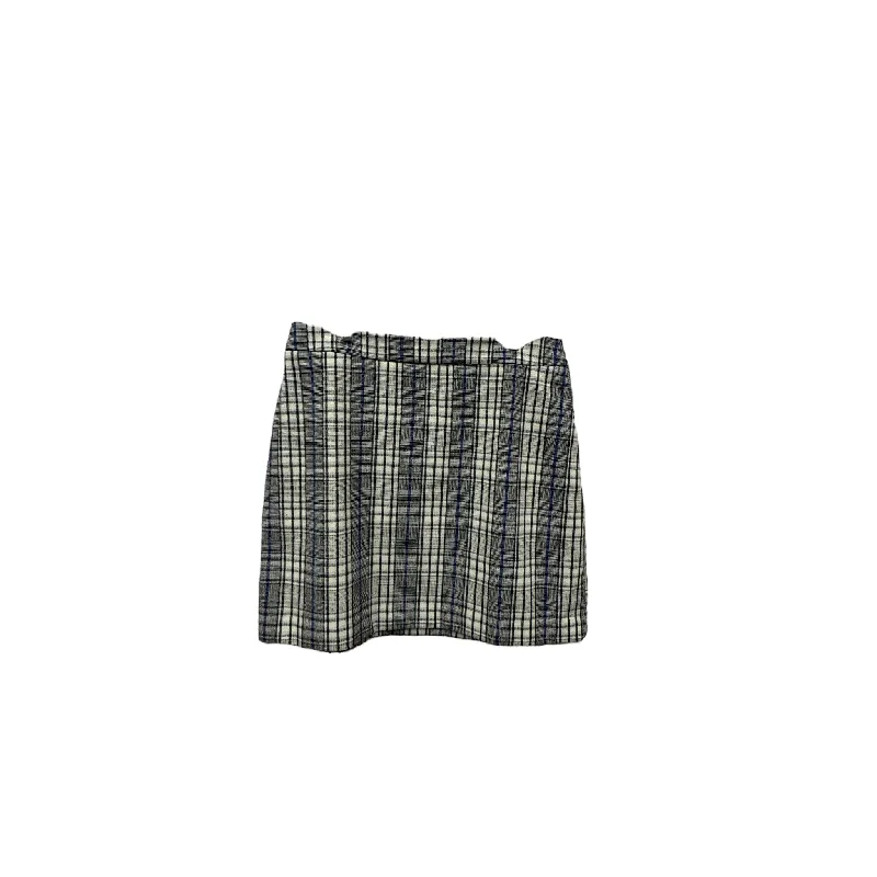 Mini skirts with ruffled hems for a flirty lookSkirt Mini & Short By Nine West Size: 12 Mini skirts with ruffled hems for a flirty lookSkirt Mini & Short By Nine West Size: 12