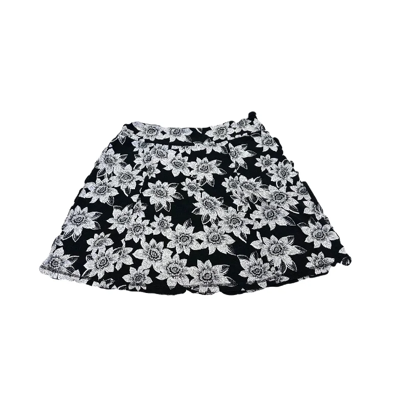 Mini skirts with a side bow detailSkirt Mini & Short By Talbots  Size: L