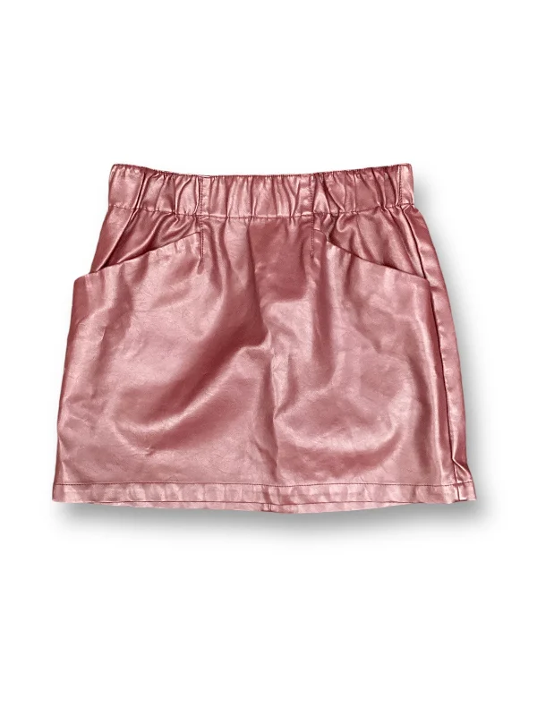 Leather look skirts in a budget-friendly optionSkirt Mini & Short By Wild Fable Size: M Leather look skirts in a budget-friendly optionSkirt Mini & Short By Wild Fable Size: M