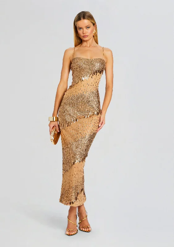 Maxi Dresses with Metal Accessories for a Trendy EdgeCarmine Embellished Dress