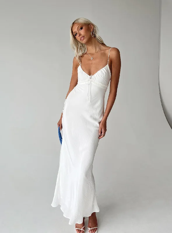 Maxi Dresses for Romantic Date NightsEmily Maxi Dress White Tall