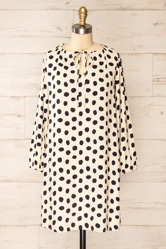 Retro Polka - Dot Maxi Dresses for a Nostalgic FeelSaitama | Short Dress w/ Polka Dots