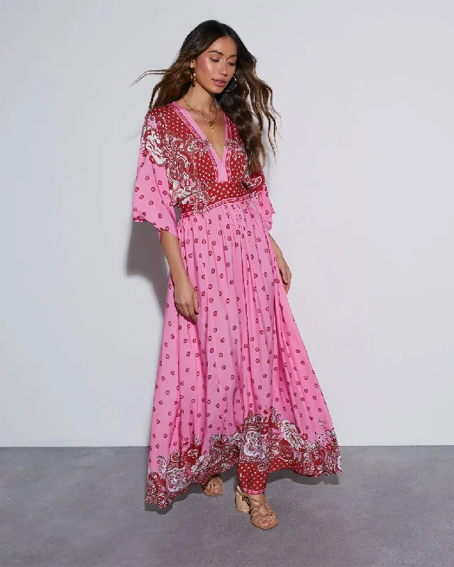 Calming Blue Maxi Dresses for a Soothing LookSamaya Long Sleeve Paisley Maxi Dress