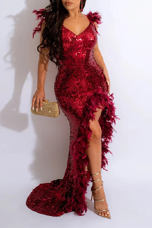 Maxi Dresses with Long - Sleeve Lace Inserts for a Romantic LookSequined Glamorous Fluffy Maxi Dress