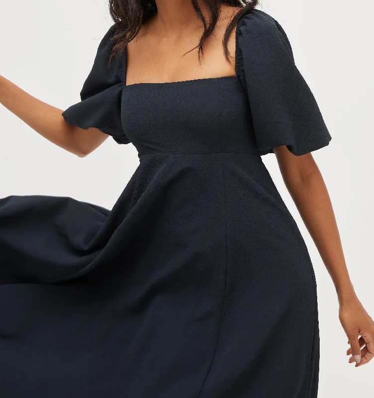 Maxi Dresses with Vintage Paisley Prints for a Retro LookThe Matilda Dress - Black Crepe
