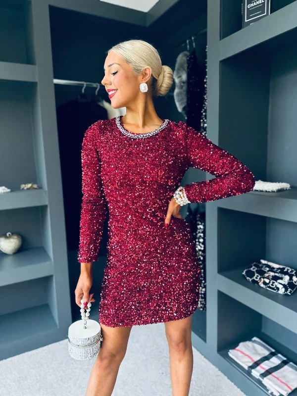 Party Dresses with Sequined Star Motifs and Sheer Sleeve and Ruffled Hem for Ladies' Celestial and Flirty LookEllie Detailed Sequin Mini Dress Burgundy Party Dresses with Sequined Star Motifs and Sheer Sleeve and Ruffled Hem for Ladies' Celestial and Flirty LookEllie Detailed Sequin Mini Dress Burgundy