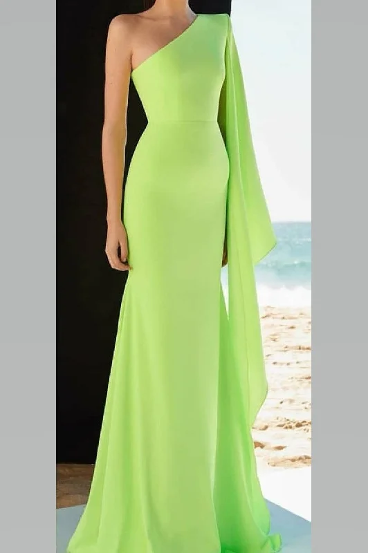 Strapless Party Dresses with Tassel Accents for Ladies' Fun and Flirty LookSlim Long Chiffon Prom Dress with One Shoulder Strapless Party Dresses with Tassel Accents for Ladies' Fun and Flirty LookSlim Long Chiffon Prom Dress with One Shoulder