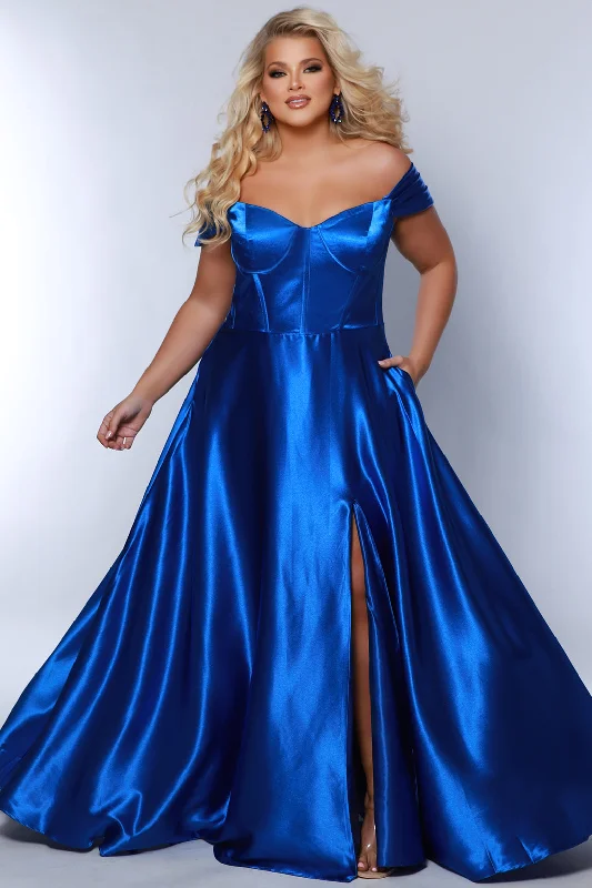 Party Dresses with High Neck and Embroidered Back for Ladies' Modest and Intricate LookTE2424
