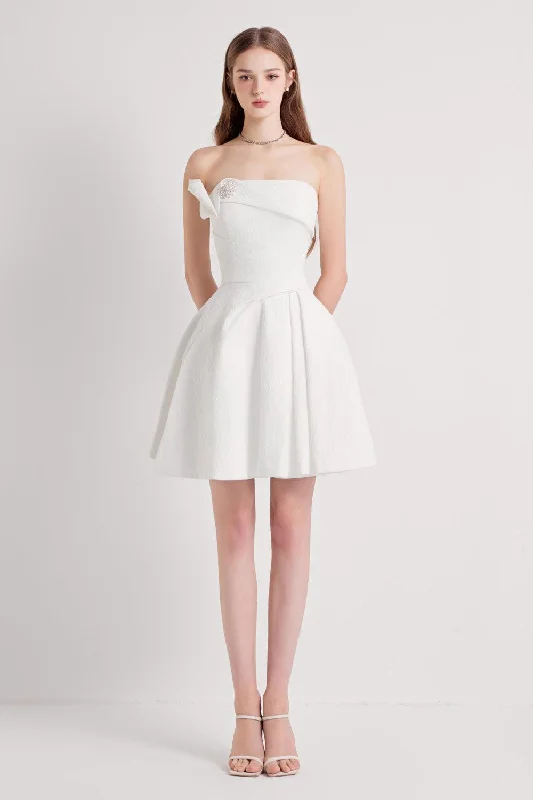 Party Dresses with Satin and Lace Trimmed Neckline and Ruffled Sleeves and Embroidered Skirt for Ladies' Sophisticated and Intricate LookWings Strapless Pleated Taffeta Mini Dress Party Dresses with Satin and Lace Trimmed Neckline and Ruffled Sleeves and Embroidered Skirt for Ladies' Sophisticated and Intricate LookWings Strapless Pleated Taffeta Mini Dress
