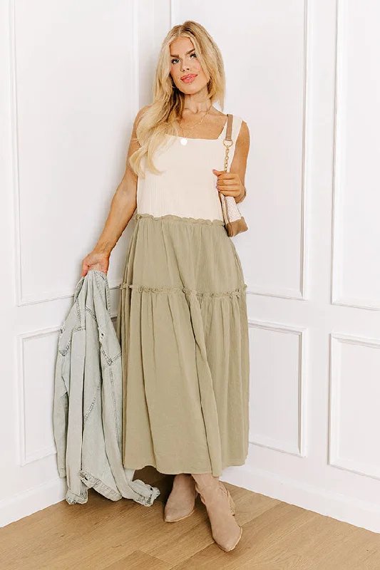 Ruffled hem midi dress for a charming and playful vibeCoastal Picnic Midi Curves