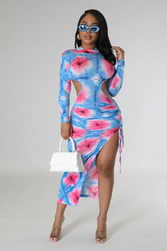 Hooded midi dress for a casual and cozy stylePastel Hottie Dress
