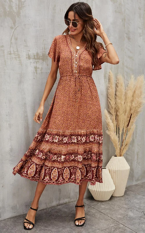 Sleeveless silk midi dress for a sophisticated summer styleFloral Printed Tiered Midi Dress In Rusty Red
