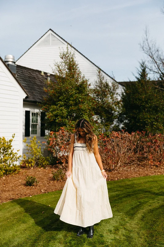 Midi dress for a shopping spree while remaining comfortable on your feetHaven Maxi Dress - Cream