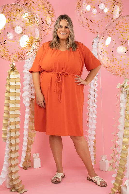 Bow - decorated midi dress for a feminine and charming lookSydney Midi Dress Rust