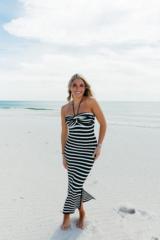 Midi dress suitable for office - appropriate casual wearTake Chances Striped Dress - Black/White